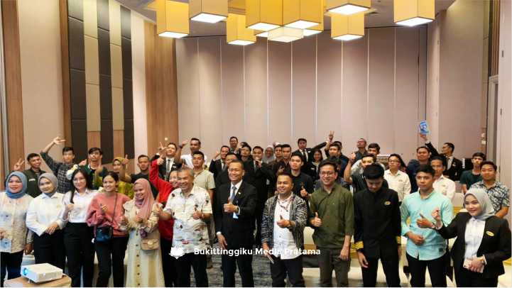 Ciptakan Pelayanan Maksimal, Hotel Santika Bukittinggi Gelar Seminar Bersama Motivator Nasional