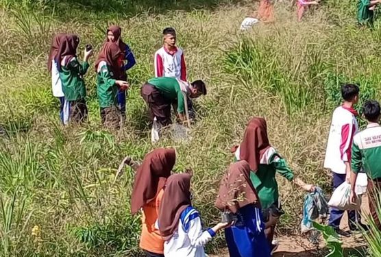 Saka Kalpataru Gelar Bakti Penghijauan di Bumi Perkemahan 0313 Bukittinggi