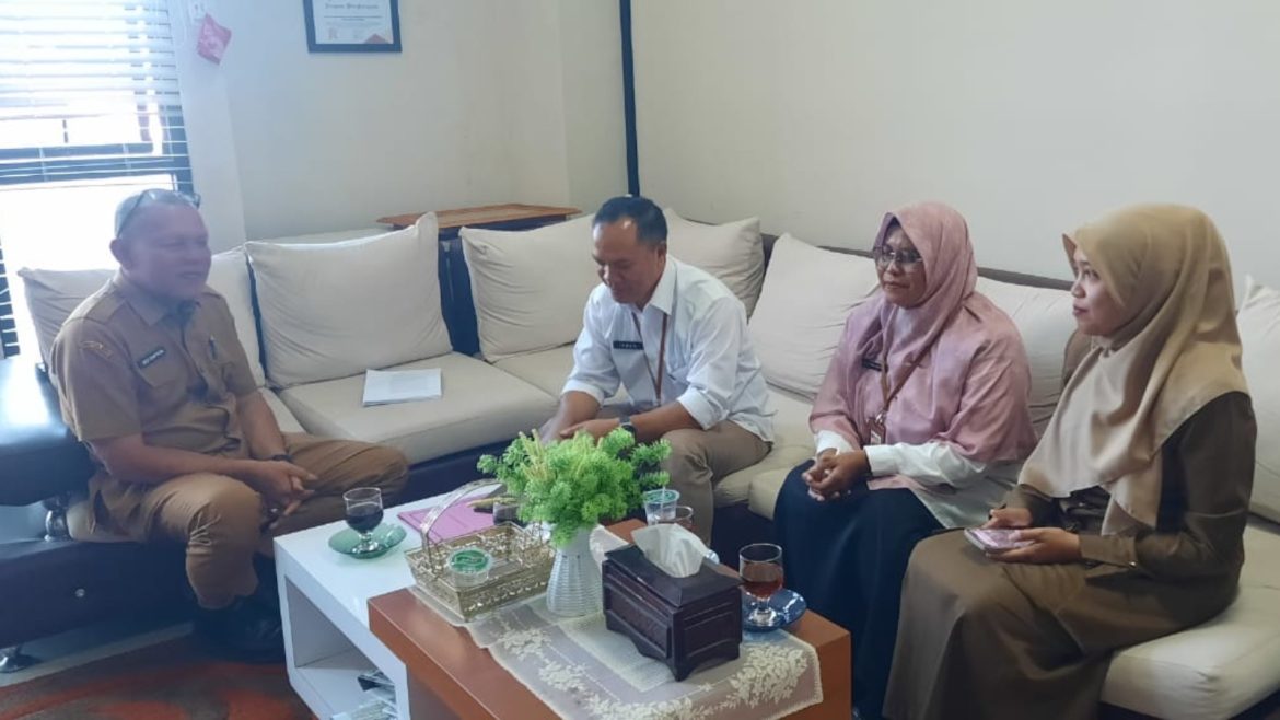 Tingkatkan Kerja Sama dengan Pemerintah Daerah Melalui Koordinasi dan Komunikasi Pelaksanaan Kegiatan Pertanahan 2025 di Dinas Perkim Kota Bukittinggi