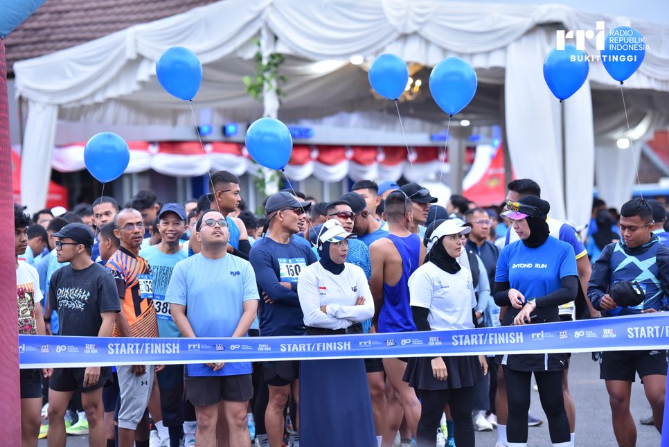 Tumpah Ruah, Ribuan Pelari Berpartisipasi di RRI Fun Run 2025
