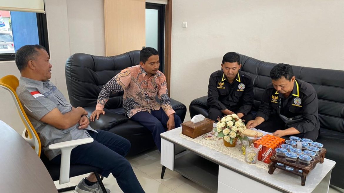 Kemenag dan Yayasan Wakaf Produktif Abadi Kunjungi Kantah Kota Bukittinggi Bahas Pensertipikatan Tanah Wakaf