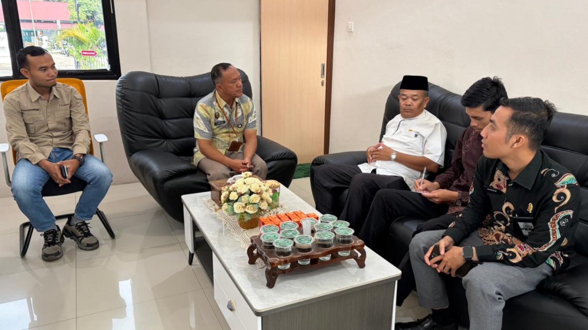 Tingkatkan Pengelolaan Zakat, BAZNAS Koordinasi dengan Kantah Bukittinggi