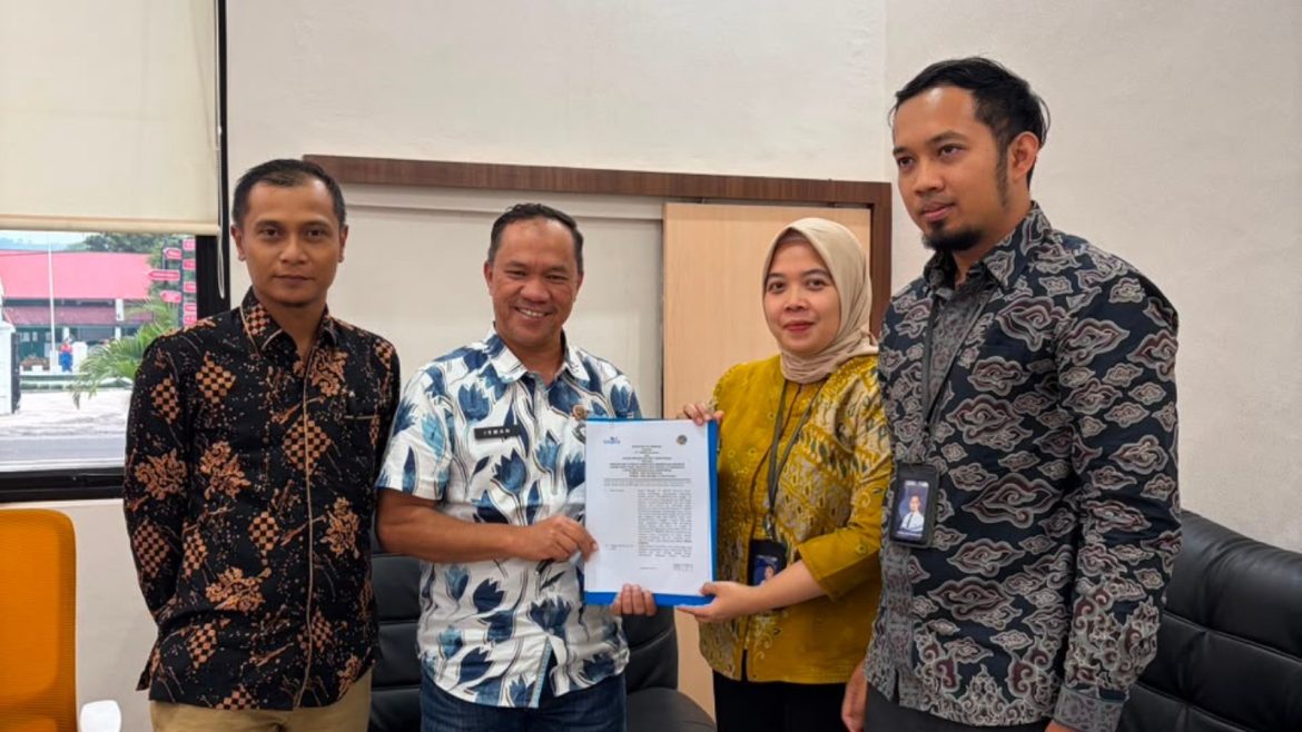 Kolaborasi Tingkatkan Pelayanan, Kantor Pertanahan Kota Bukittinggi Gandeng Bank Mandiri
