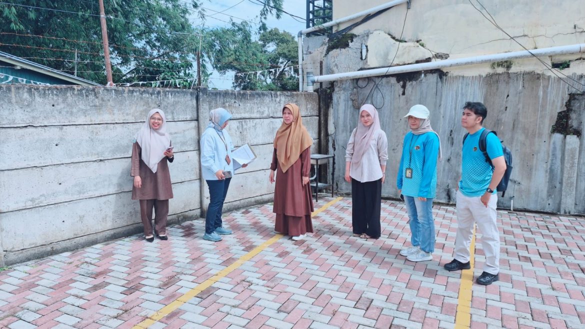 Petugas Kantah Bukittinggi Lakukan Pemeriksaan Konstatasi Terkait Perpanjangan Hak